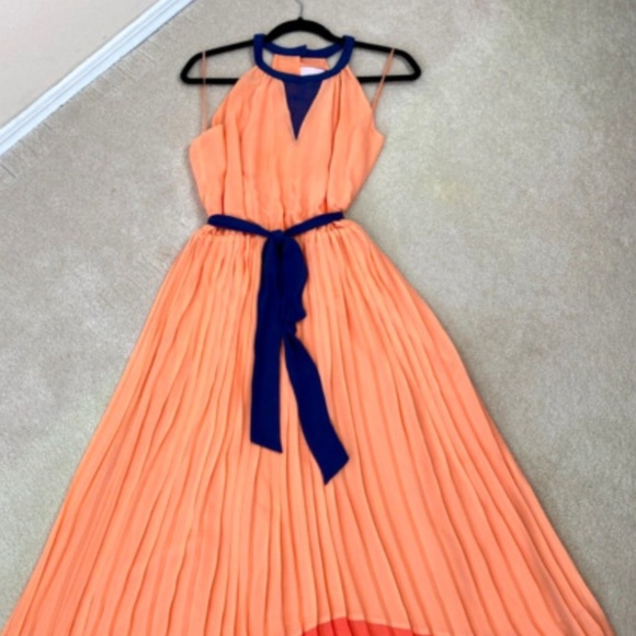 Romeo and Juliet Couture peach maxi dress with pleated skirt and navy detail - Picture 6 of 6